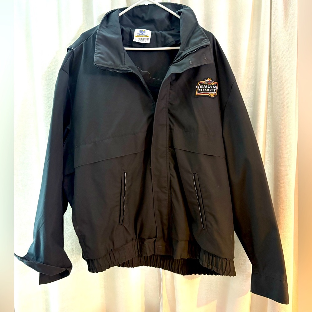 Flexus Men's Dark Gray Vintage Miller Genuine Draft, Jacket